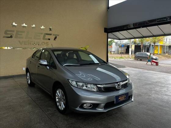 HONDA CIVIC 2.0 LXR 16V FLEX 4P AUTOMÁTICO HONDA CIVIC 2.0 LXR 16V FLEX 4P AUTOMÁTICO